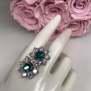 🆕Emerald earrings